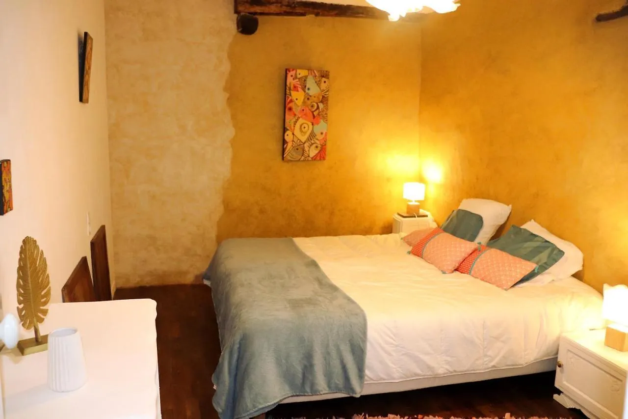 Chambres - Gites Les Fleuries Saint-Méen-le-Grand Δωμάτια σε οικογενειακή κατοικία