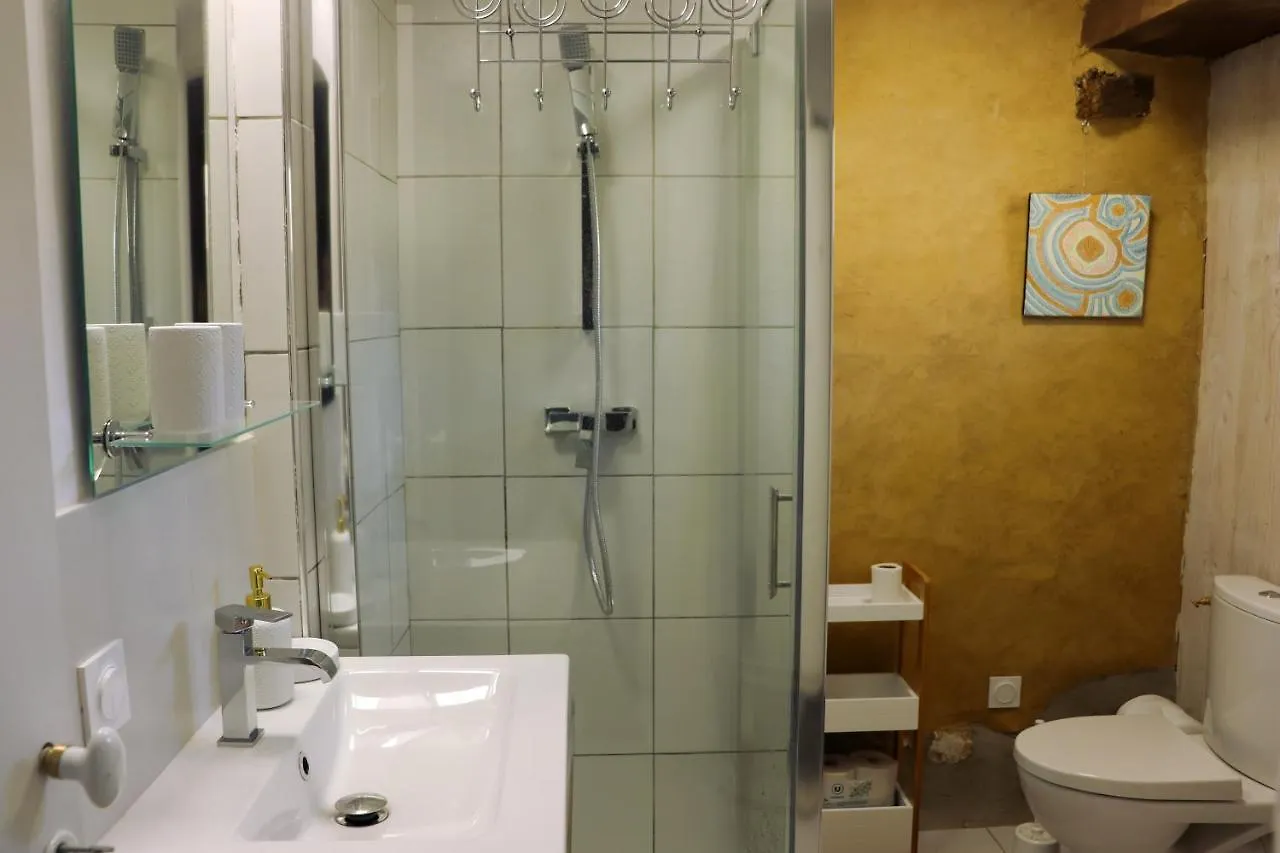 Chambres - Gites Les Fleuries Saint-Méen-le-Grand 0*,
